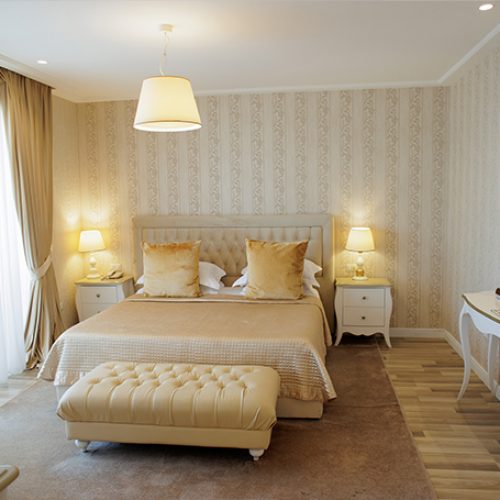 Suite with Balcony and Sea View