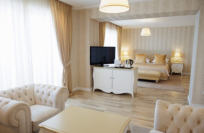 Suite with Balcony and Sea View