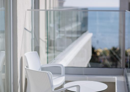 Junior Suite with Balcony – Secondary Building